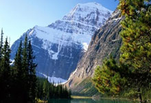 AC米兰主帅谈欧冠，调整战术备战残酷对手